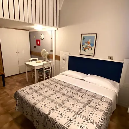 Hotel Al